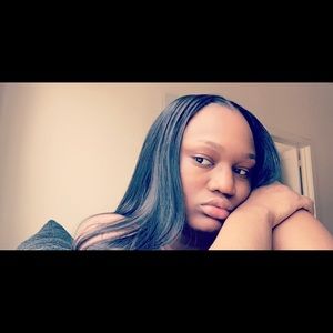 Meet your Posher, Latesha